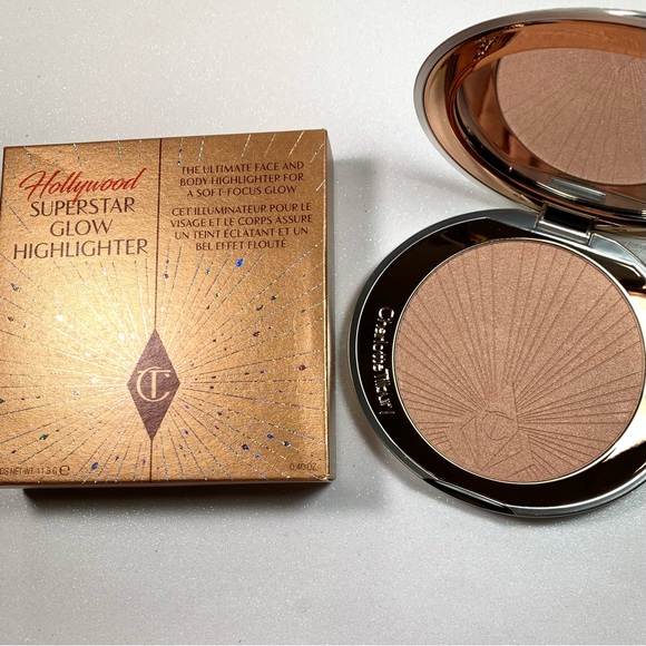 Charlotte Tilbury Superstar Glow Highlighter - Picture 1 of 4